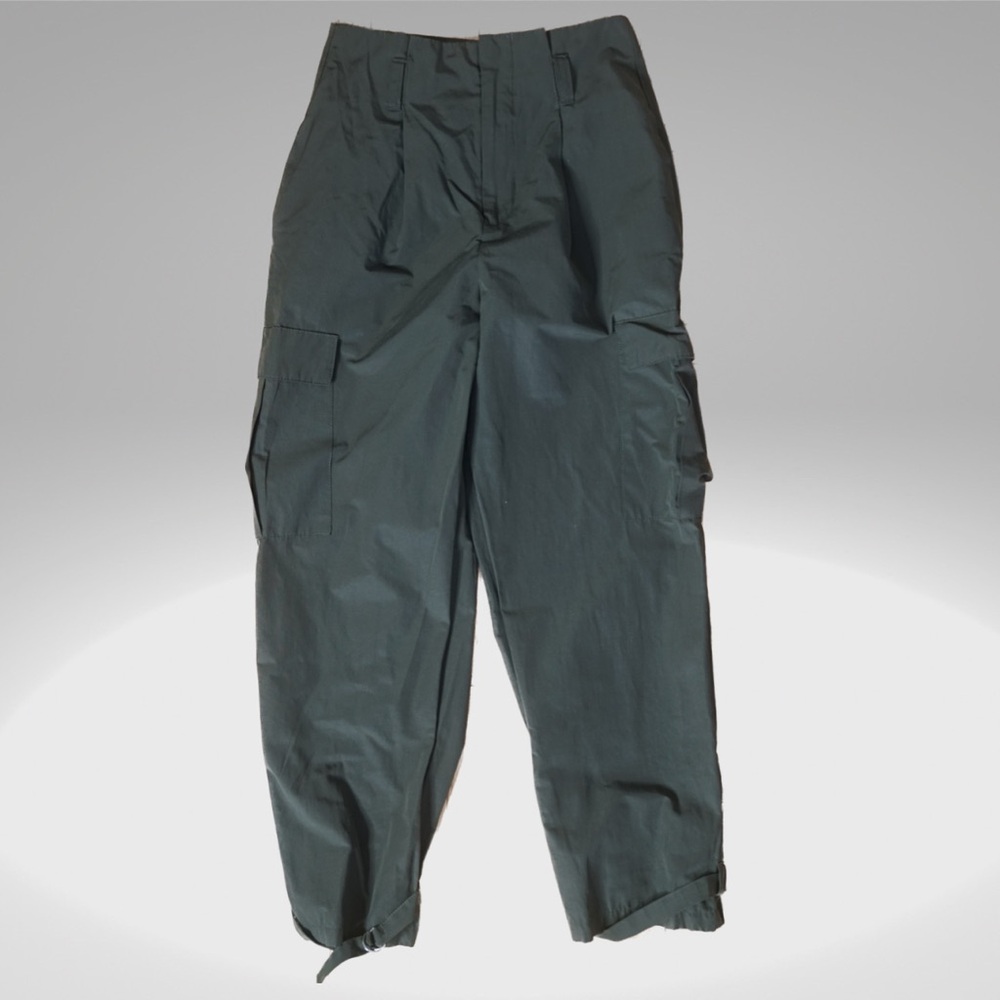 ZARA green navy cargo pants.